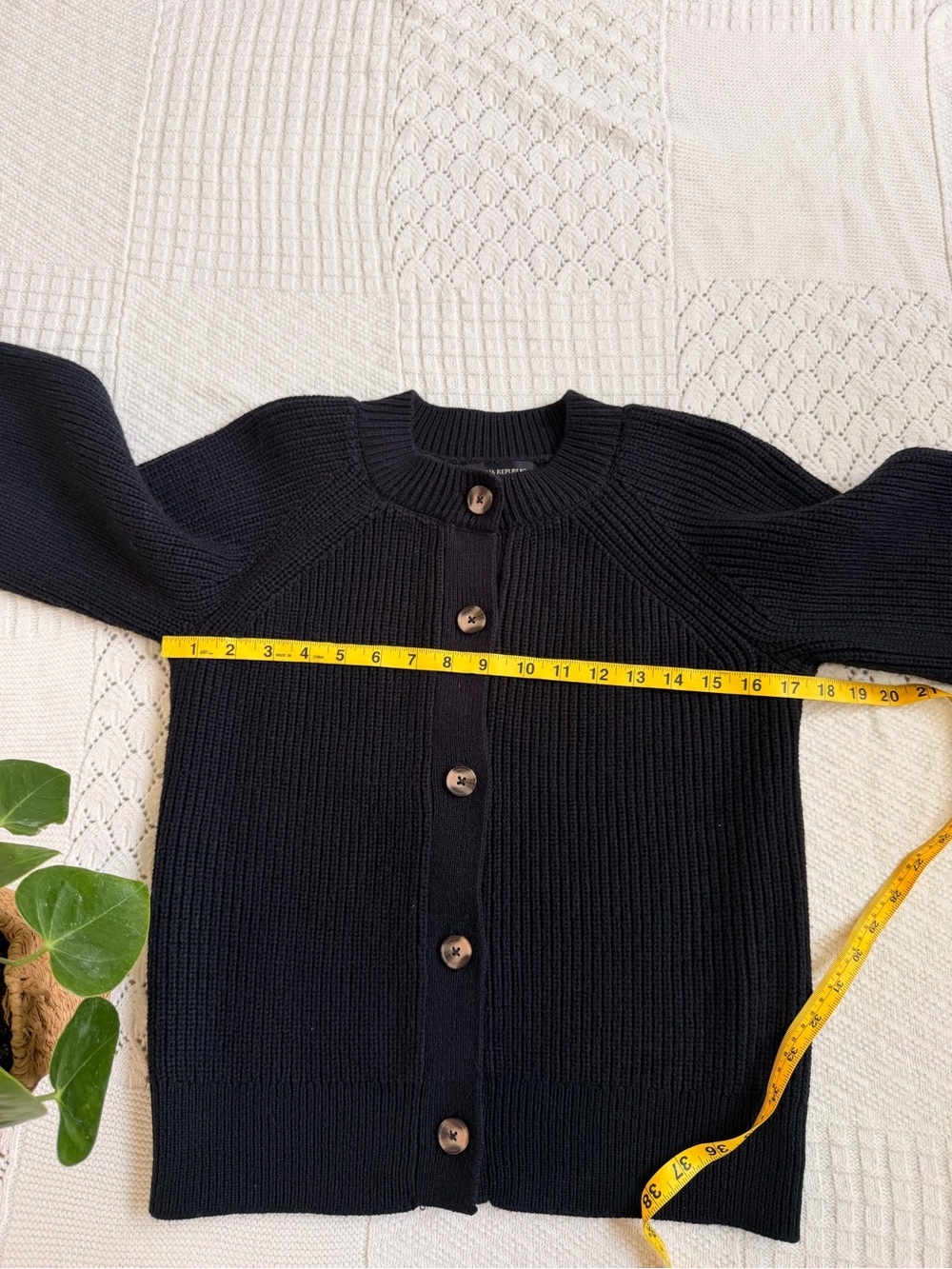 Banana Republic Classic Black Button-Up Women's Sweater Cardigan - Picture 4 of 8
